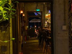 -城墙外BAR