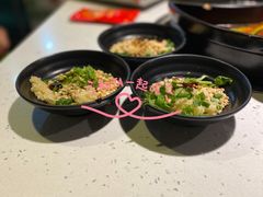 -钢管厂五区小郡肝串串香(奥克斯广场锦城万达店)