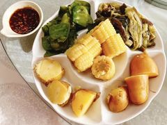 -鸿运美食府