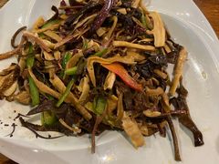 -小厨子私房菜·云南美食店