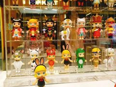 -泡泡玛特POPMART(武汉天地壹方店)