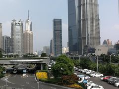 -陆家嘴空中步行连廊