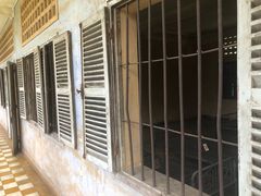 -吐斯廉屠杀博物馆