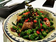 -铜锣湾·有麝自然香(渝北财富中心店)