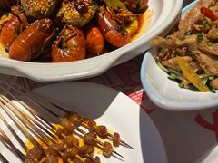 -肥肥虾庄·金牌油焖大虾(汉街SKP店)