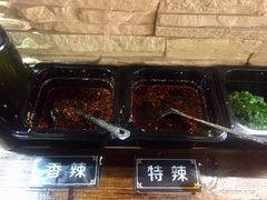 -八月美食小馆(银泰城总店)