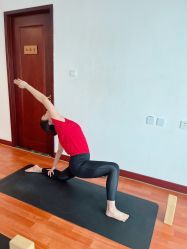 -Yvon yoga 瑜伽·精准体态管理中心