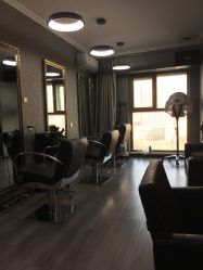 -INSI Hair Salon