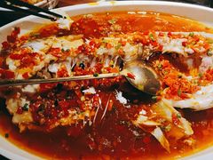 老坛剁椒大鱼头-望湘园·洞庭渔宴(浦江欢乐颂店)
