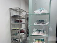 -福奈特洗衣·洗鞋·奢侈品护理(长阳路店)