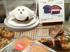 -VERIE BAKEHOUSE