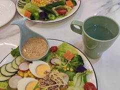 -丽莎沙拉轻食餐厅(国贸店)