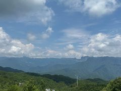 -梭布垭石林景区