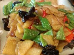 尖椒土豆片-妈妈的味道(工人体育场东路店)