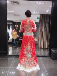 点击看大图 -GRACE KELLY婚纱与礼服(北京店)