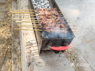 #天天领红包 天天不知道吃点啥,简简单单的吃个烧烤算