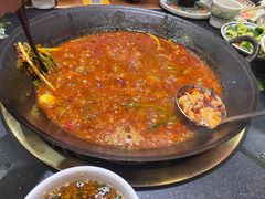 -沸炉重庆老火锅(军事博物馆店)