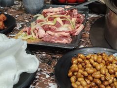 -啊美丽炭火烤肉(滑翔一店)