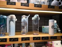 零售区-星巴克(上海南站店)