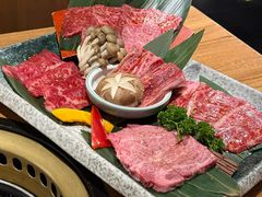 -炼火烤肉店