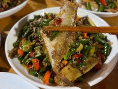 -鸿顺老铁锅美蛙鱼府(解放碑店)