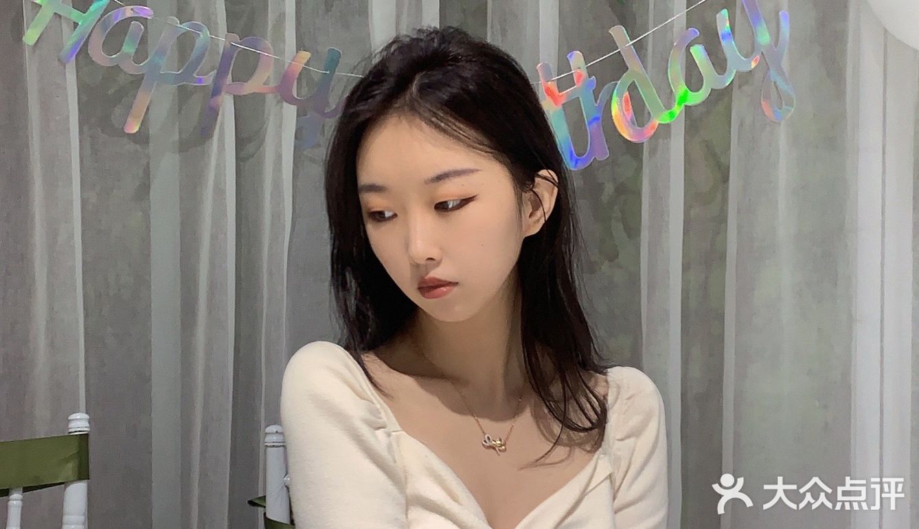 这家店也太适合过生日来了吧