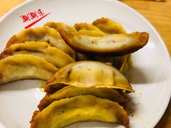 锅贴-牛味十足传统美食(凤凰西街店)