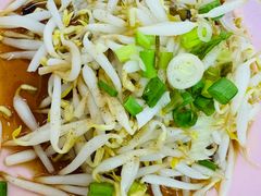 -高温街芽菜鸡沙河粉