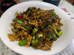 水淹菜炒肉-蜗牛小馆醉乡民谣云南菜(惠新西里店)