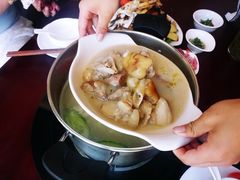 -野菌皇海景野生菌火锅(滨海大道店)