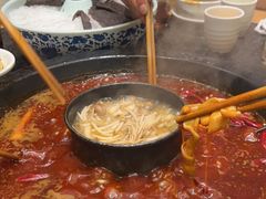 -川东坝子火锅(宝龙店)