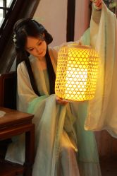 -一揽芳华汉服旗袍体验馆(拙政园店)