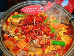 -辣尚瘾·烤鱼·新川菜(牡丹园直营店)