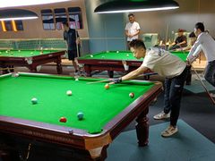 -夜时尚台球俱乐部(汉阳摩尔城店)