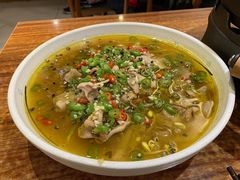 藤椒金汤脆牛舌-老资豆拾牛·川南口味菜(保利花园店)