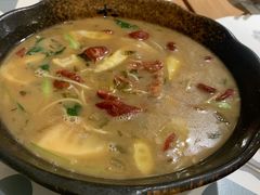 笋尖肥肠汤面-十面欢腾·海鲜面·台式Bistro(长乐路店)