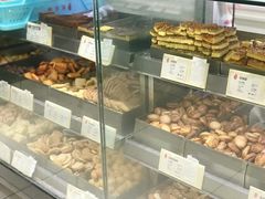 面包甜点陈列柜-上海哈尔滨食品厂(淮海中路店)