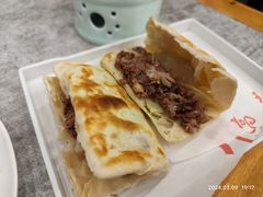 驴肉火烧15(加焖子)-高玛纳驴肉火烧(一世界店)
