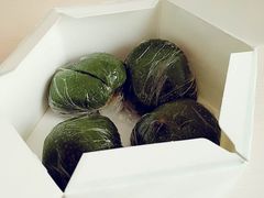 咸蛋黄鸡肉酥青团-肯德基(胜利店)