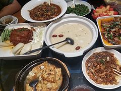 -鑫小城故事·藕汤·家常菜(台北一路总店)