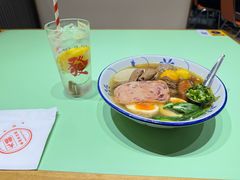 -大囍牛物·香港车仔面(巴黎春天成山店)