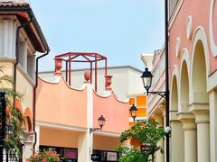 -佛罗伦萨小镇广佛名品奥特莱斯(疏港路店)