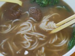 -儒子牛杂(摩天活力城MALL店)