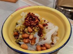 刮凉粉-东排食堂长沙小吃大排档(五一广场店)