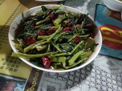 -汤锅大王(新平曹苏黄牛汤锅有限公司)