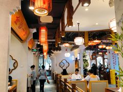 -万重锦·人文川菜馆(骡马市店)