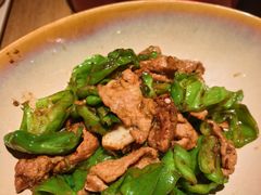辣椒炒肉-青年公社烤鸭(滨湖银泰店)