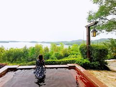 -天目湖涵田半山温泉水乐园