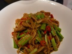 -聚鑫朋酸菜肥肠(文艺路口店)