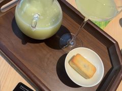 冷萃茉莉青提油柑-奈雪茶院·茶室茶馆(广州粤海天地店)